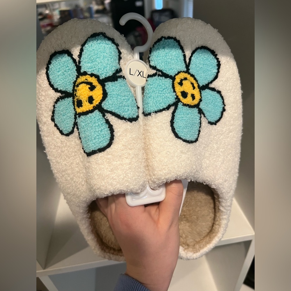 Katy Did flower slippers